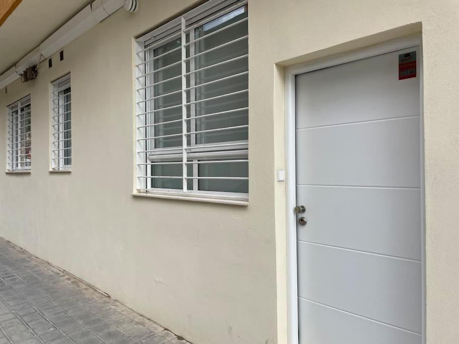 Elegante Apartamento Cerca De La Playa Apartamento Valência Exterior foto