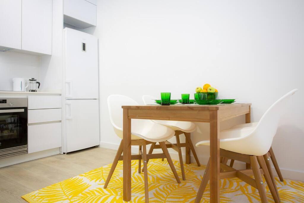 Elegante Apartamento Cerca De La Playa Apartamento Valência Exterior foto